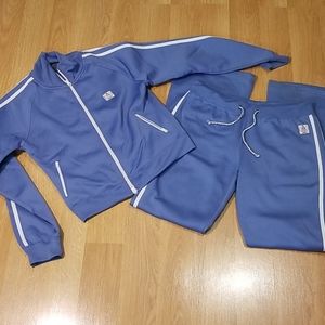 Urban behavior blue tracksuit pants & sweater Lg